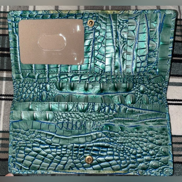 Brahmin Duxbury Satchel, Daisy Wristlet & Addy Wallet. - Picture 10 of 10